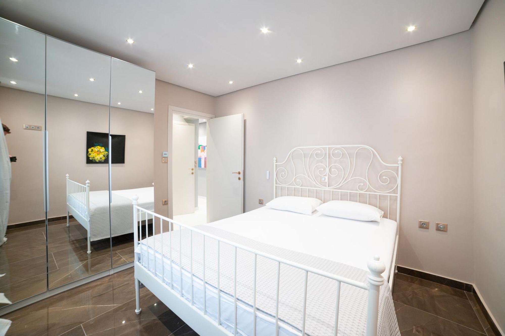 Apartment Auralux